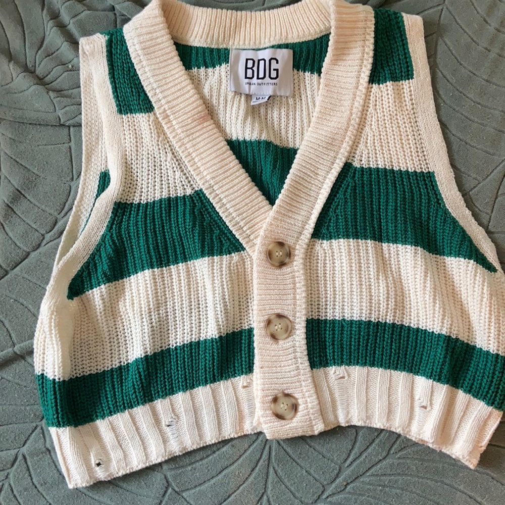 BDG Mona Button Down Sweater Vest - medium